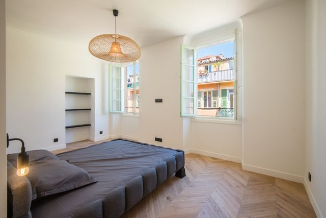 Appartement F5 &agrave; vendre - 5 pi&egrave;ces - 175 m2 - Nice - 06 - PROVENCE-ALPES-COTE-D-AZUR