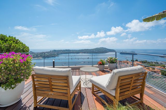 Maison &agrave; vendre - 6 pi&egrave;ces - 180,77 m2 - Villefranche Sur Mer - 06 - PROVENCE-ALPES-COTE-D-AZUR