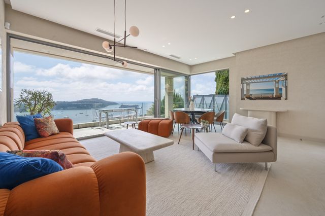 Maison &agrave; vendre - 6 pi&egrave;ces - 180,77 m2 - Villefranche Sur Mer - 06 - PROVENCE-ALPES-COTE-D-AZUR