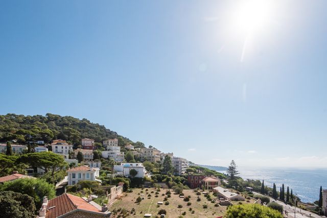 Appartement F4 &agrave; vendre - 4 pi&egrave;ces - 123,02 m2 - Nice - 06 - PROVENCE-ALPES-COTE-D-AZUR
