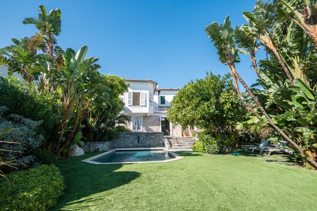 Maison &agrave; vendre - 6 pi&egrave;ces - 198,83 m2 - Nice - 06 - PROVENCE-ALPES-COTE-D-AZUR