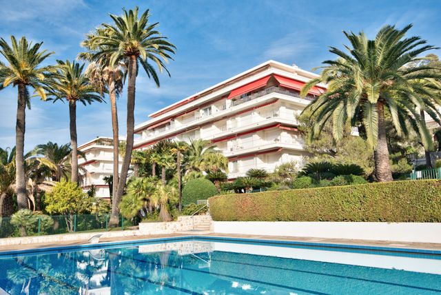 Appartement F3 &agrave; vendre - 3 pi&egrave;ces - 87,81 m2 - Nice - 06 - PROVENCE-ALPES-COTE-D-AZUR