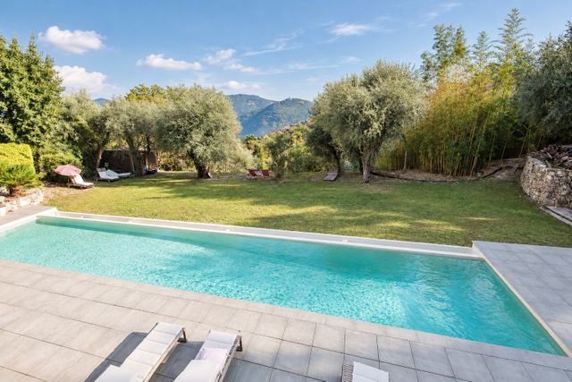 Maison &agrave; vendre - 8 pi&egrave;ces - 440 m2 - Nice - 06 - PROVENCE-ALPES-COTE-D-AZUR