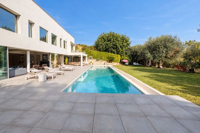 Maison &agrave; vendre - 8 pi&egrave;ces - 440 m2 - Nice - 06 - PROVENCE-ALPES-COTE-D-AZUR
