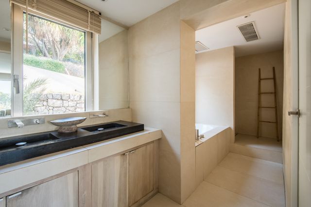 Maison &agrave; vendre - 8 pi&egrave;ces - 440 m2 - Nice - 06 - PROVENCE-ALPES-COTE-D-AZUR