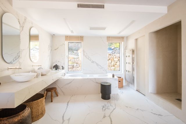 Maison &agrave; vendre - 8 pi&egrave;ces - 440 m2 - Nice - 06 - PROVENCE-ALPES-COTE-D-AZUR