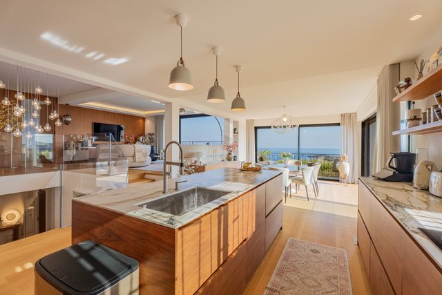 Maison &agrave; vendre - 7 pi&egrave;ces - 312 m2 - Villefranche Sur Mer - 06 - PROVENCE-ALPES-COTE-D-AZUR