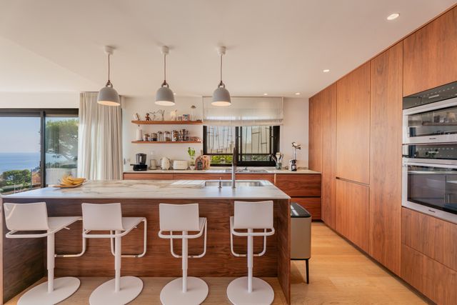 Maison &agrave; vendre - 7 pi&egrave;ces - 312 m2 - Villefranche Sur Mer - 06 - PROVENCE-ALPES-COTE-D-AZUR