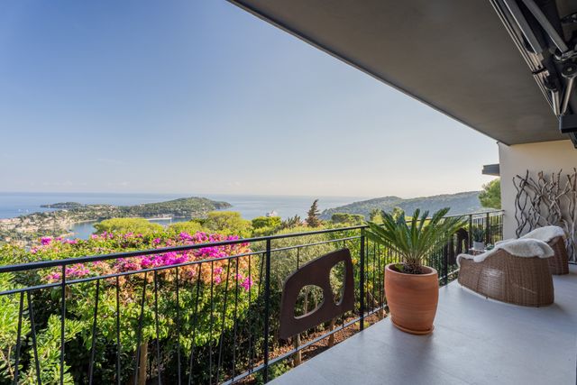 Maison &agrave; vendre - 7 pi&egrave;ces - 312 m2 - Villefranche Sur Mer - 06 - PROVENCE-ALPES-COTE-D-AZUR