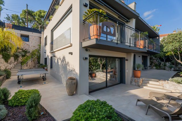 Maison &agrave; vendre - 7 pi&egrave;ces - 312 m2 - Villefranche Sur Mer - 06 - PROVENCE-ALPES-COTE-D-AZUR