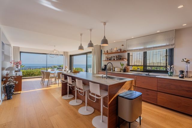 Maison &agrave; vendre - 7 pi&egrave;ces - 312 m2 - Villefranche Sur Mer - 06 - PROVENCE-ALPES-COTE-D-AZUR